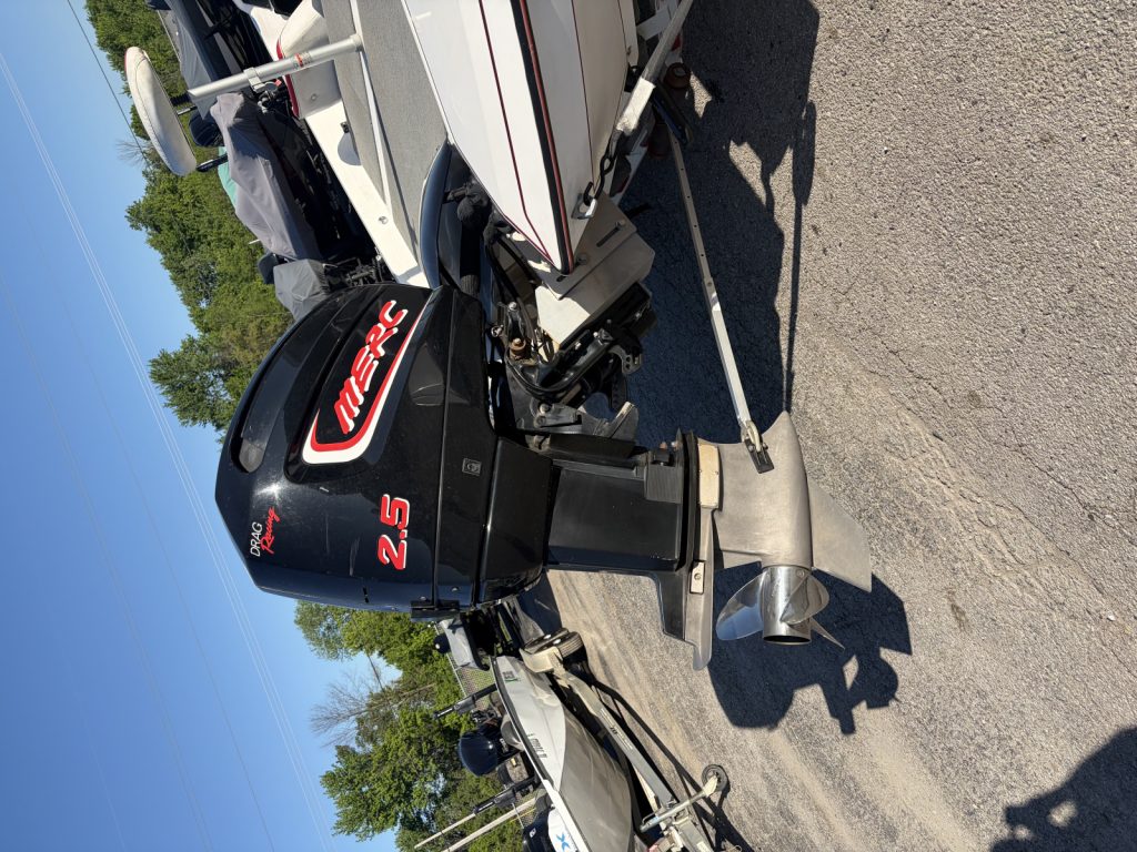 1998 Bullet 21xdc with 1999 Mercury 2.5 liter race offshore