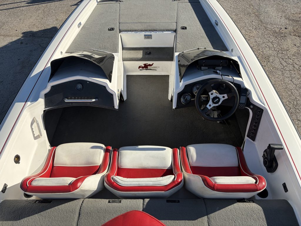 1998 Bullet 21xdc with 1999 Mercury 2.5 liter race offshore