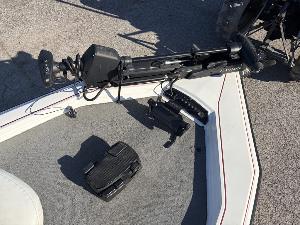1998 Bullet 21xdc with 1999 Mercury 2.5 liter race offshore