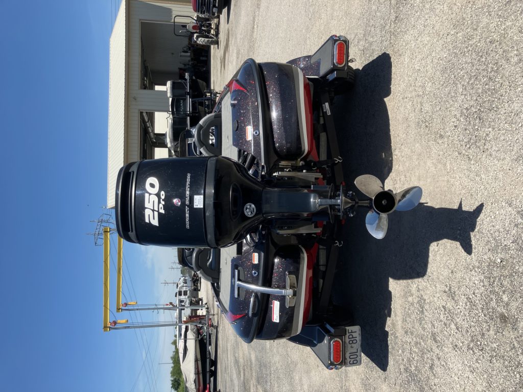 2015 Nitro Z8 dual console, with Mercury 250 ProXS