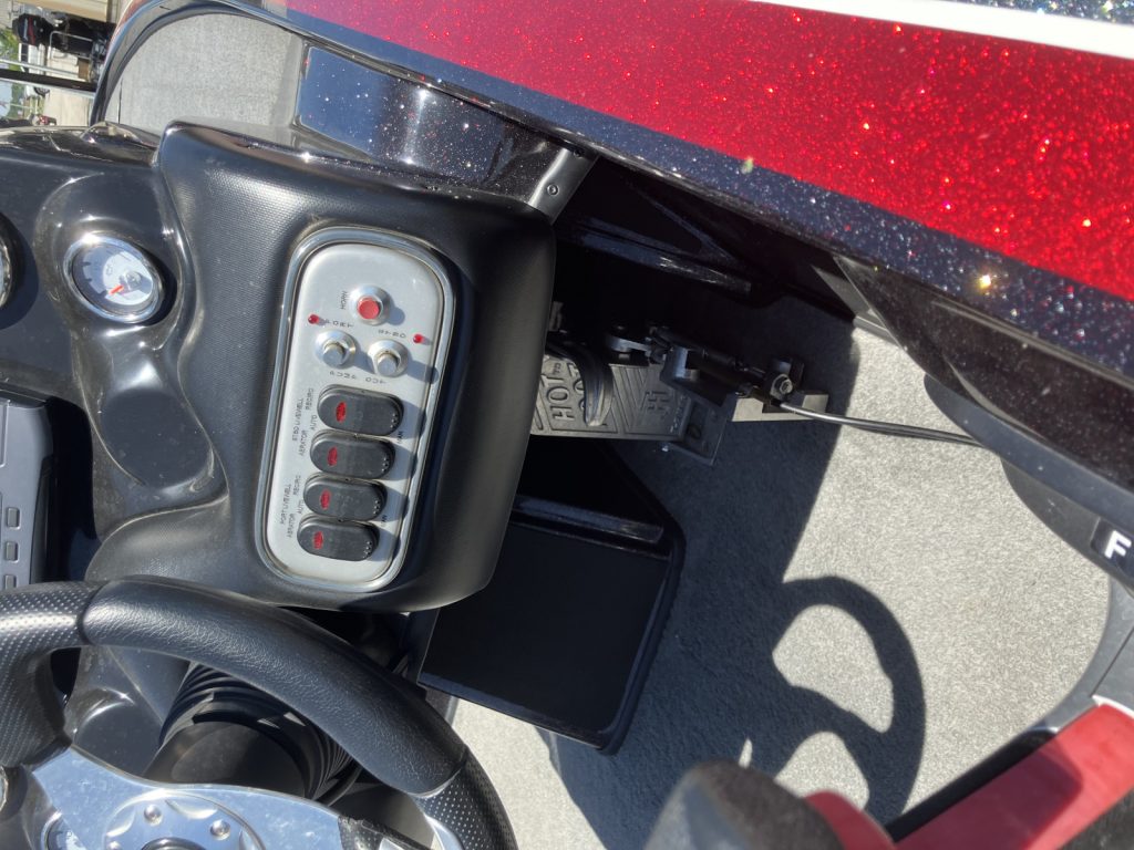 2015 Nitro Z8 dual console, with Mercury 250 ProXS